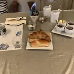 Oda ve Kahvaltı Chez L Habitant Mere